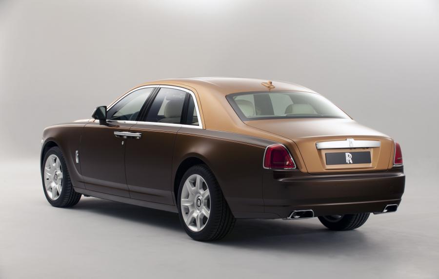  Rolls-Royce Ghost Two-Tone 2012 года  (фото 3 из 5)